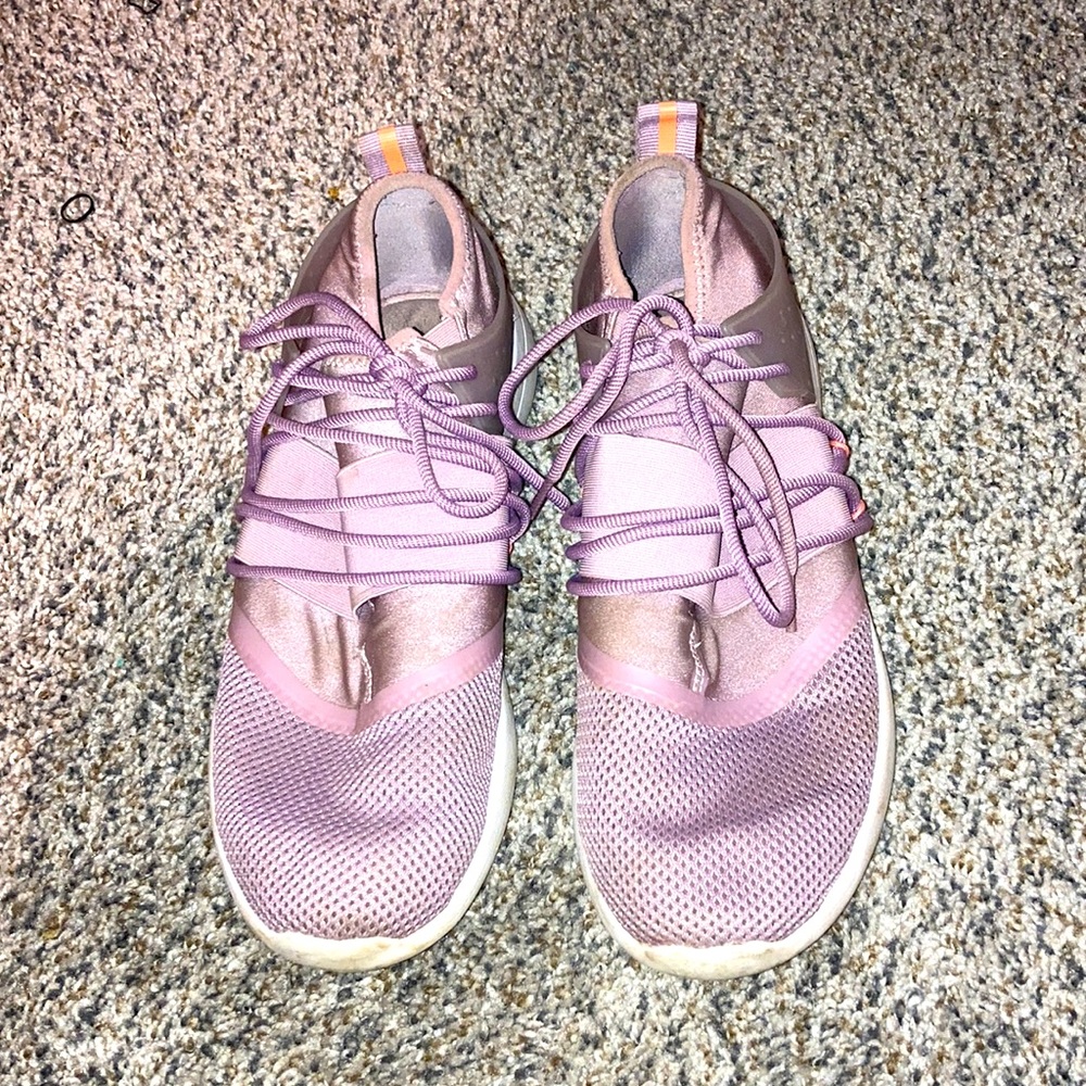 Fabletics shoes